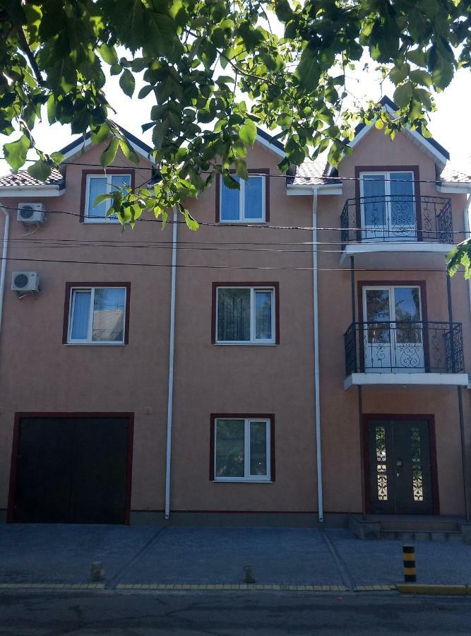 Apartament On Komarova 29 Вулиця Комарова 29 Kropyvnytskyi Exterior foto